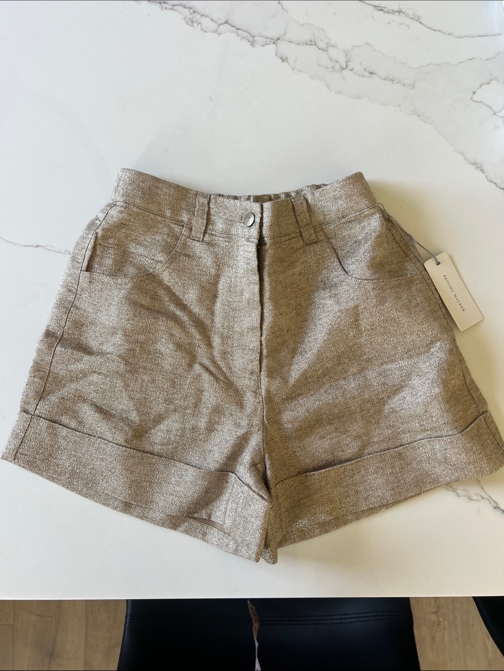 Brochu Walker The Pippa Cuffed Short Gold Metallic Linen Blend Size XS NWT - Picture 4 of 10